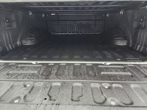 Used 2021 Ford F350 Lariat image 25