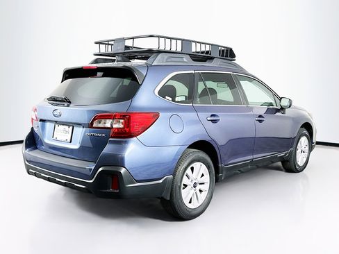 Used 2018 Subaru Outback 2.5i Premium AWD/4WD image 9