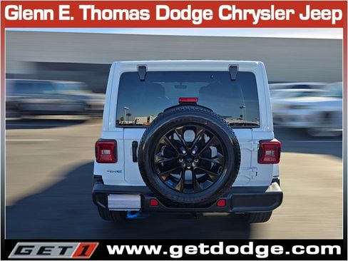 Certified 2023 Jeep Wrangler Sahara image 8