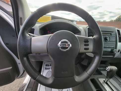 Used 2011 Nissan Xterra S w/ Protection Pkg image 14