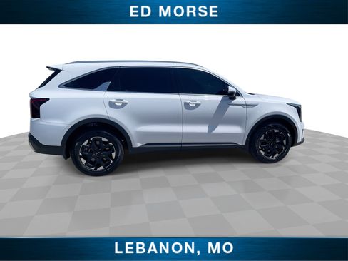 Used 2026 Kia Sorento S FWD image 9