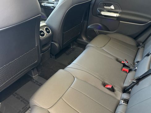 New 2026 Mercedes-Benz GLB 250 image 11