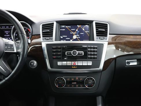 Used 2012 Mercedes-Benz ML 350 4MATIC image 19