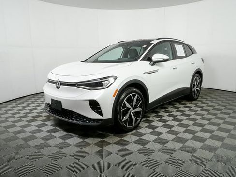 Certified 2023 Volkswagen ID.4 S image 31