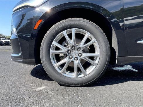 Used 2022 Buick Enclave Premium w/ Experience Buick Package FWD image 8