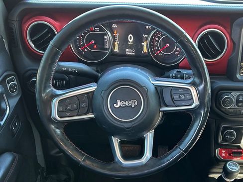 Used 2019 Jeep Wrangler Unlimited Rubicon AWD/4WD image 42