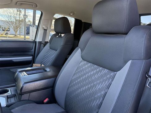 Certified 2019 Toyota Tundra SR5 image 10