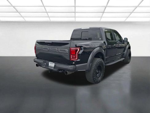 Used 2019 Ford F150 Raptor w/ Equipment Group 802A Luxury AWD/4WD image 3