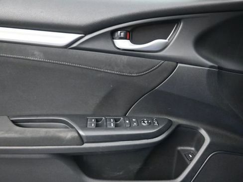 Used 2019 Honda Civic EX image 24