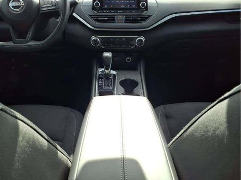 Certified 2023 Nissan Altima 2.5 S FWD image 13