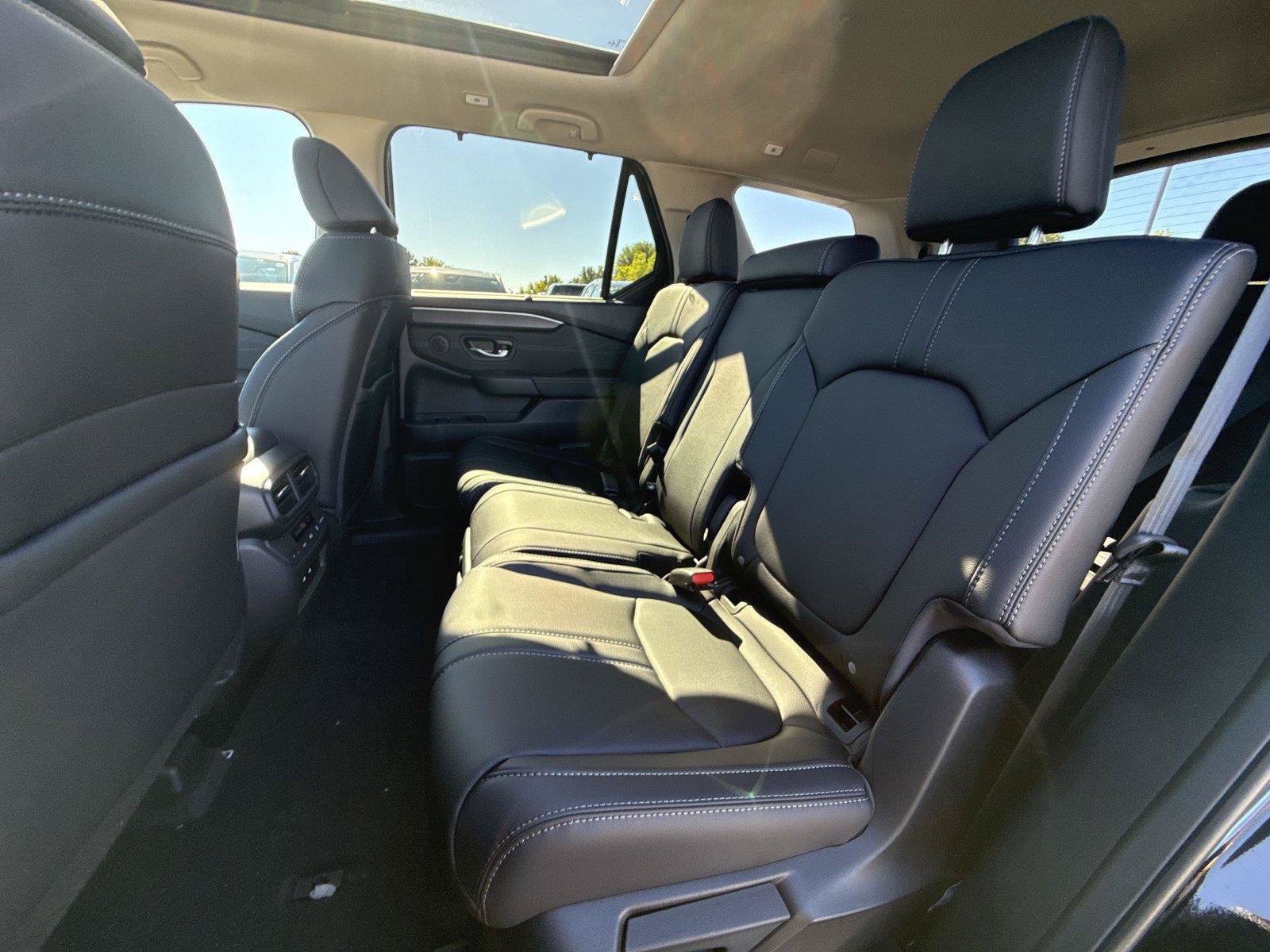 New 2026 Honda Pilot Touring image 16