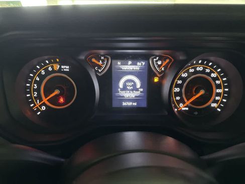 Used 2025 Jeep Gladiator Sport AWD/4WD image 15