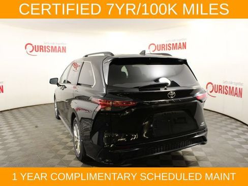 Used 2023 Toyota Sienna XSE w/ XSE Plus Package AWD/4WD image 7