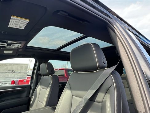 New 2026 Chevrolet Suburban Premier w/ Sun And Tow Package image 16