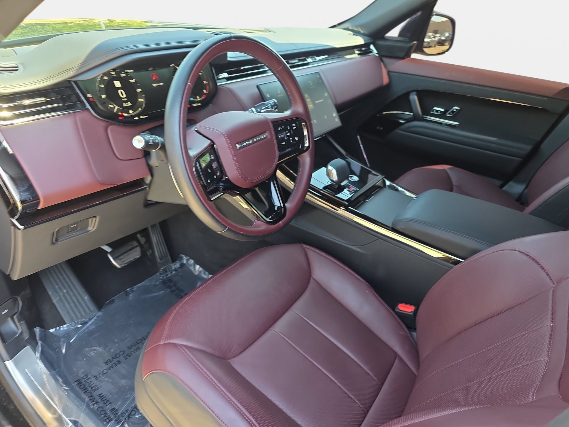 Used 2025 Land Rover Range Rover Sport Dynamic SE AWD/4WD image 16