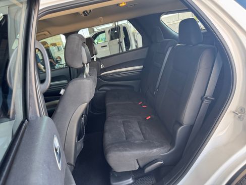 Used 2020 Dodge Durango SXT w/ 3rd Row Seating Group RWD image 25