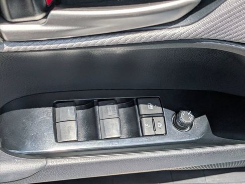 Used 2025 Toyota Camry SE FWD image 9