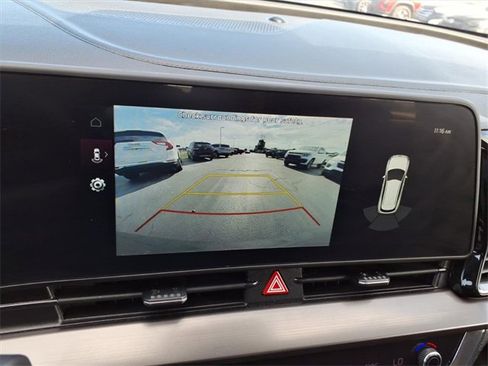 Used 2023 Kia Sportage EX image 7