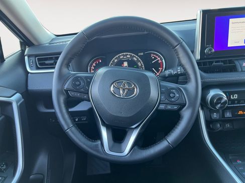 Certified 2025 Toyota RAV4 XLE w/ Convenience Package AWD/4WD image 12