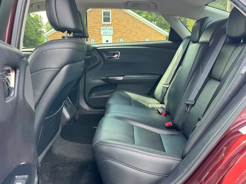 Used 2018 Toyota Avalon Touring FWD image 18