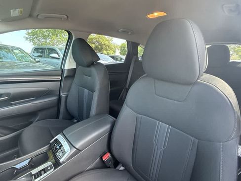 Used 2024 Hyundai Tucson SEL FWD image 19