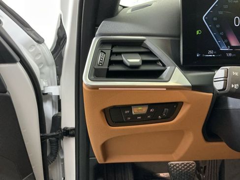 Certified 2023 BMW 330i Sedan w/ Premium Package image 17