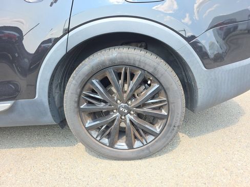 Used 2020 Kia Telluride SX w/ Towing Package FWD image 12