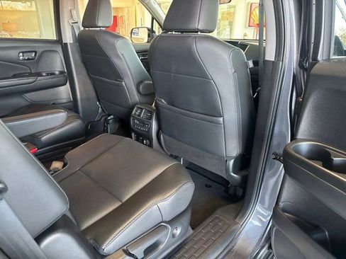 Used 2021 Honda Pilot Elite image 14