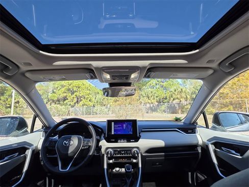 Certified 2024 Toyota RAV4 XLE Premium image 4