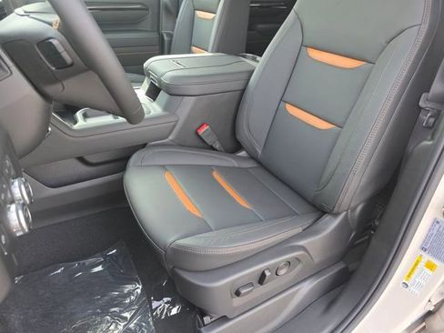 New 2026 GMC Sierra 2500 AT4 AWD/4WD image 25