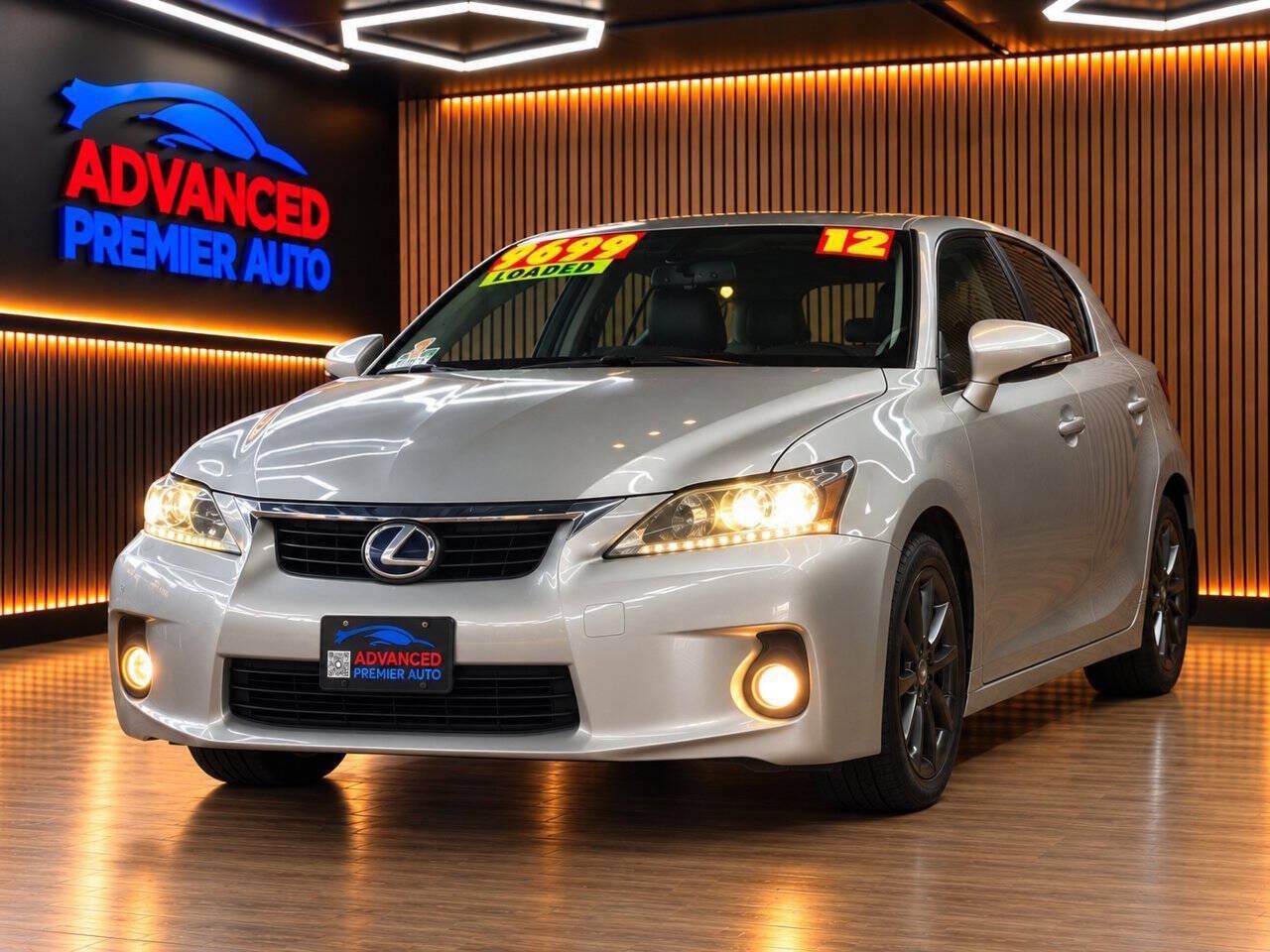 Used 2012 Lexus CT 200h Premium w/ Leather Pkg FWD image 1