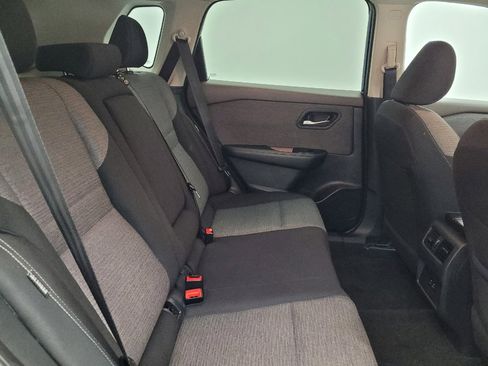 Used 2023 Nissan Rogue SV FWD image 19