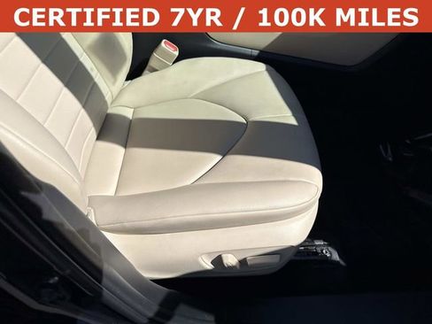 Used 2023 Toyota Highlander XLE AWD/4WD image 10