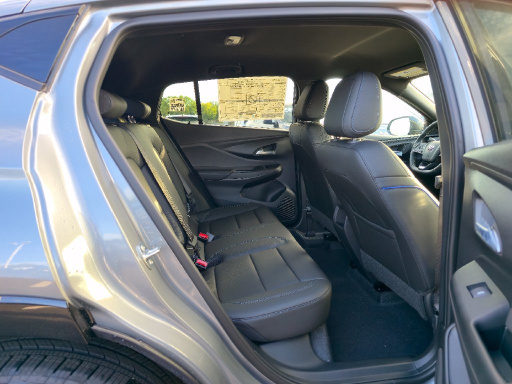 New 2026 Buick Envista Sport Touring w/ Convenience I Package FWD image 25