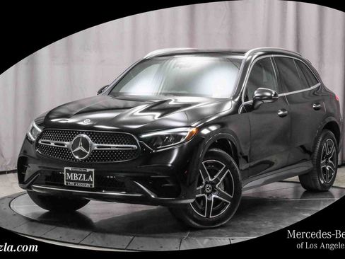 Certified 2025 Mercedes-Benz GLC 300 4MATIC image 1