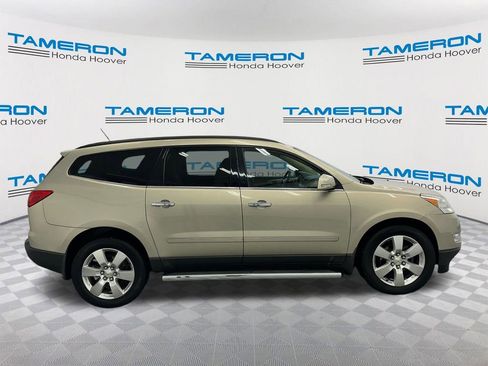 Used 2012 Chevrolet Traverse LTZ FWD image 6