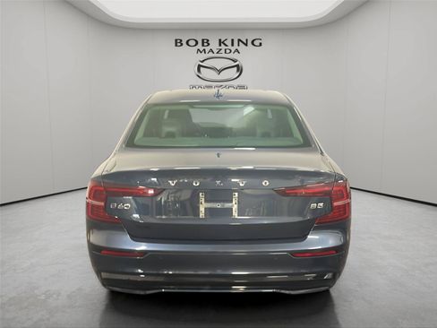 Used 2024 Volvo S60 B5 Core FWD image 4