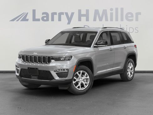 Used 2024 Jeep Grand Cherokee Altitude image 1