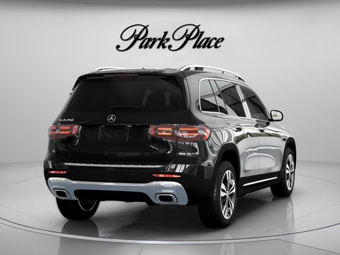 New 2026 Mercedes-Benz GLB 250 image 19