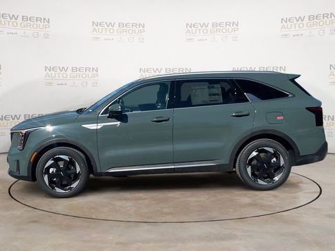 New 2026 Kia Sorento EX FWD image 2