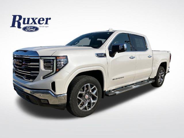 Used 2024 GMC Sierra 1500 SLT w/ SLT Premium Plus Package AWD/4WD image 1