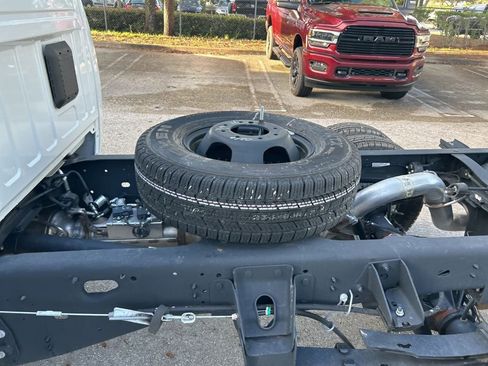 Used 2025 RAM 3500 Tradesman AWD/4WD image 17