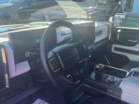 Used 2024 GMC Hummer EV 3X w/ Battery Pack, 24 Module Pack AWD/4WD image 38