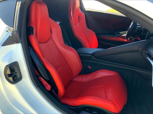 Used 2025 Chevrolet Corvette Stingray Coupe w/ 1LT image 8