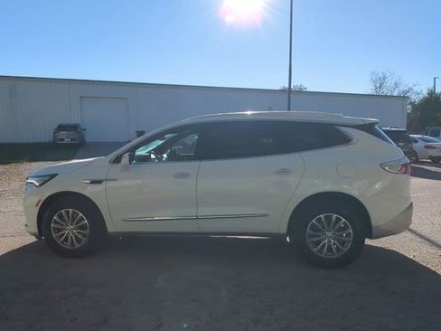 Used 2024 Buick Enclave Essence w/ LPO, Floor Liner Package image 7