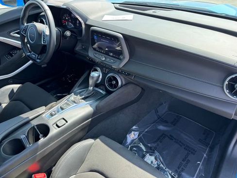 Certified 2022 Chevrolet Camaro SS w/ Design Package 3 RWD image 6