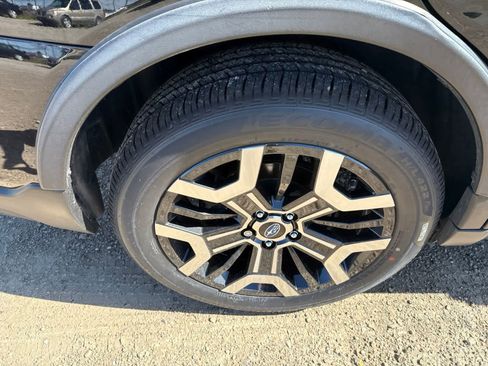 Used 2017 Subaru Outback 3.6R Limited AWD/4WD image 8