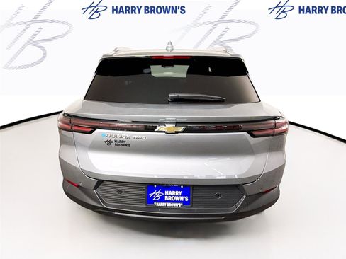 New 2026 Chevrolet Equinox EV LT image 30