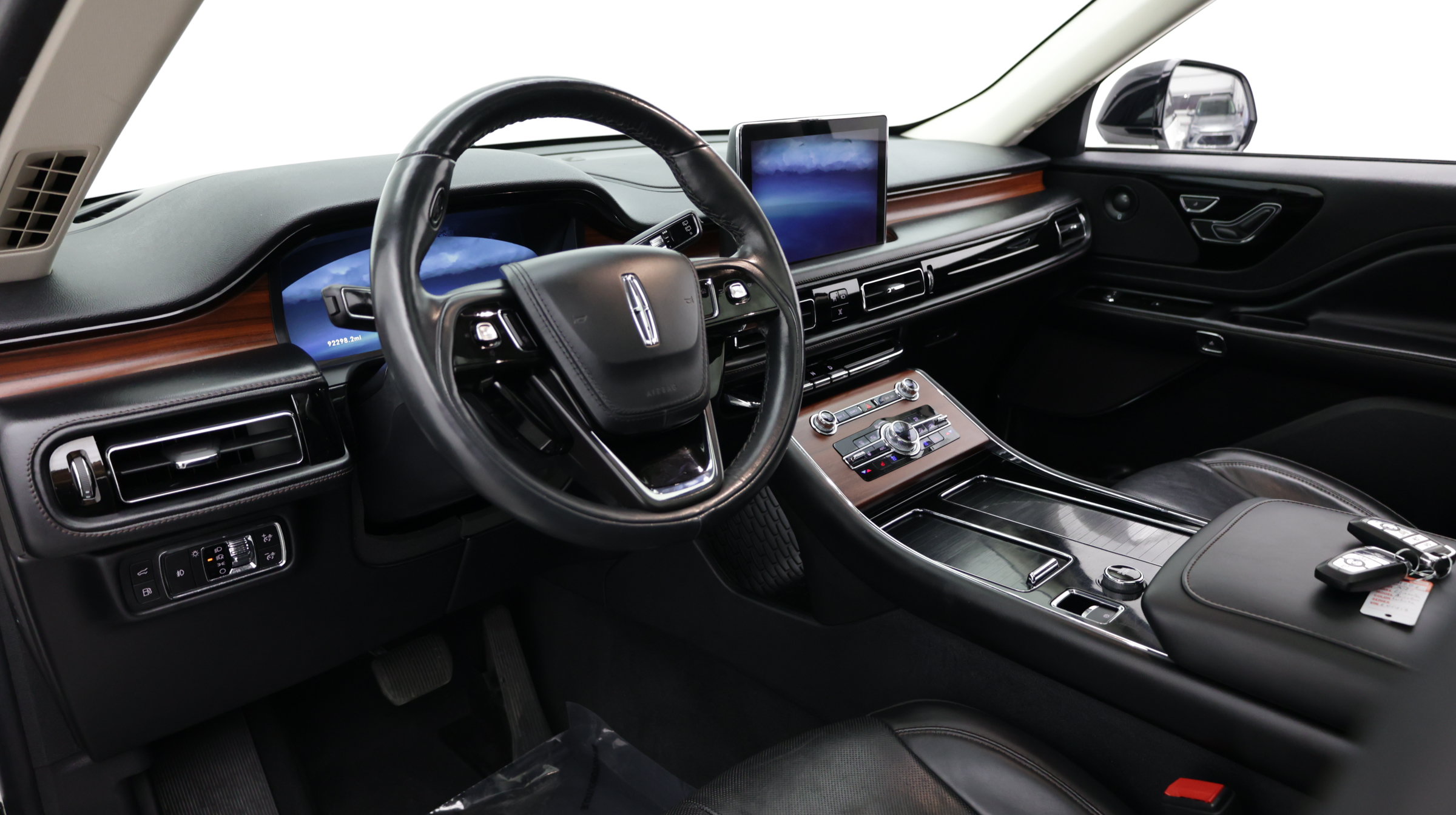 Used 2022 Lincoln Aviator Grand Touring w/ Equipment Group 301A AWD/4WD image 16