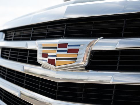 Used 2020 Cadillac Escalade Luxury image 38